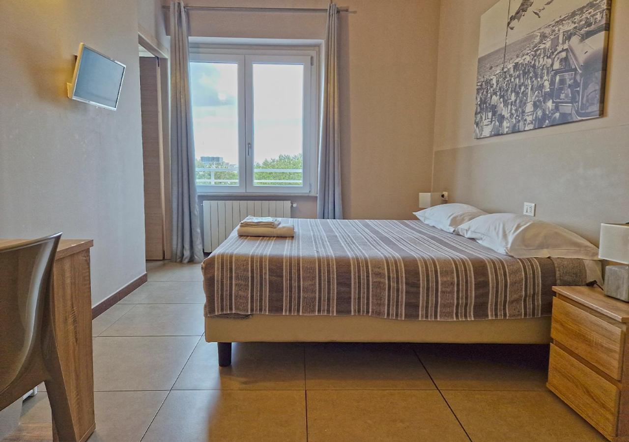 Double or Twin Room Private Bathroom