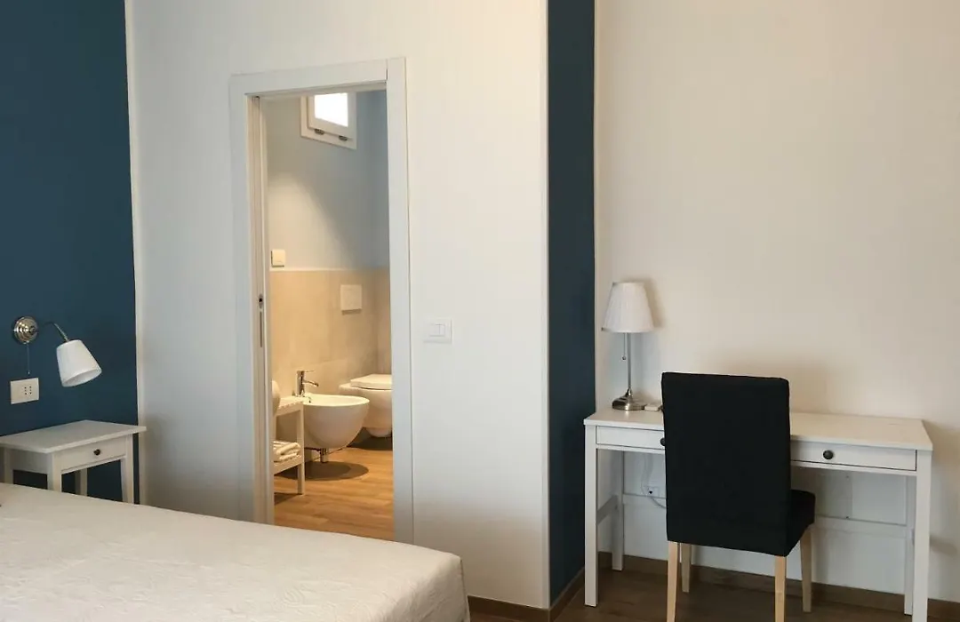 A Due Passi Guest House-1