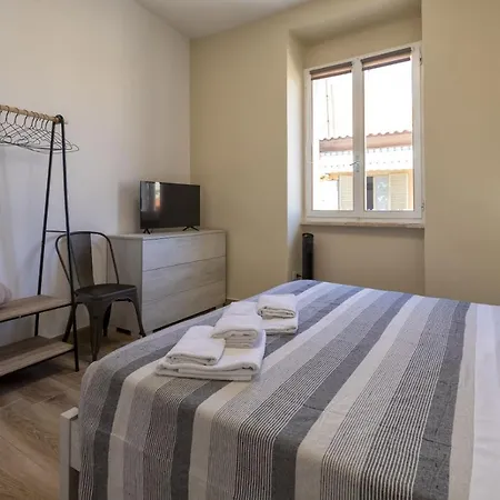 Vico Rooms-3